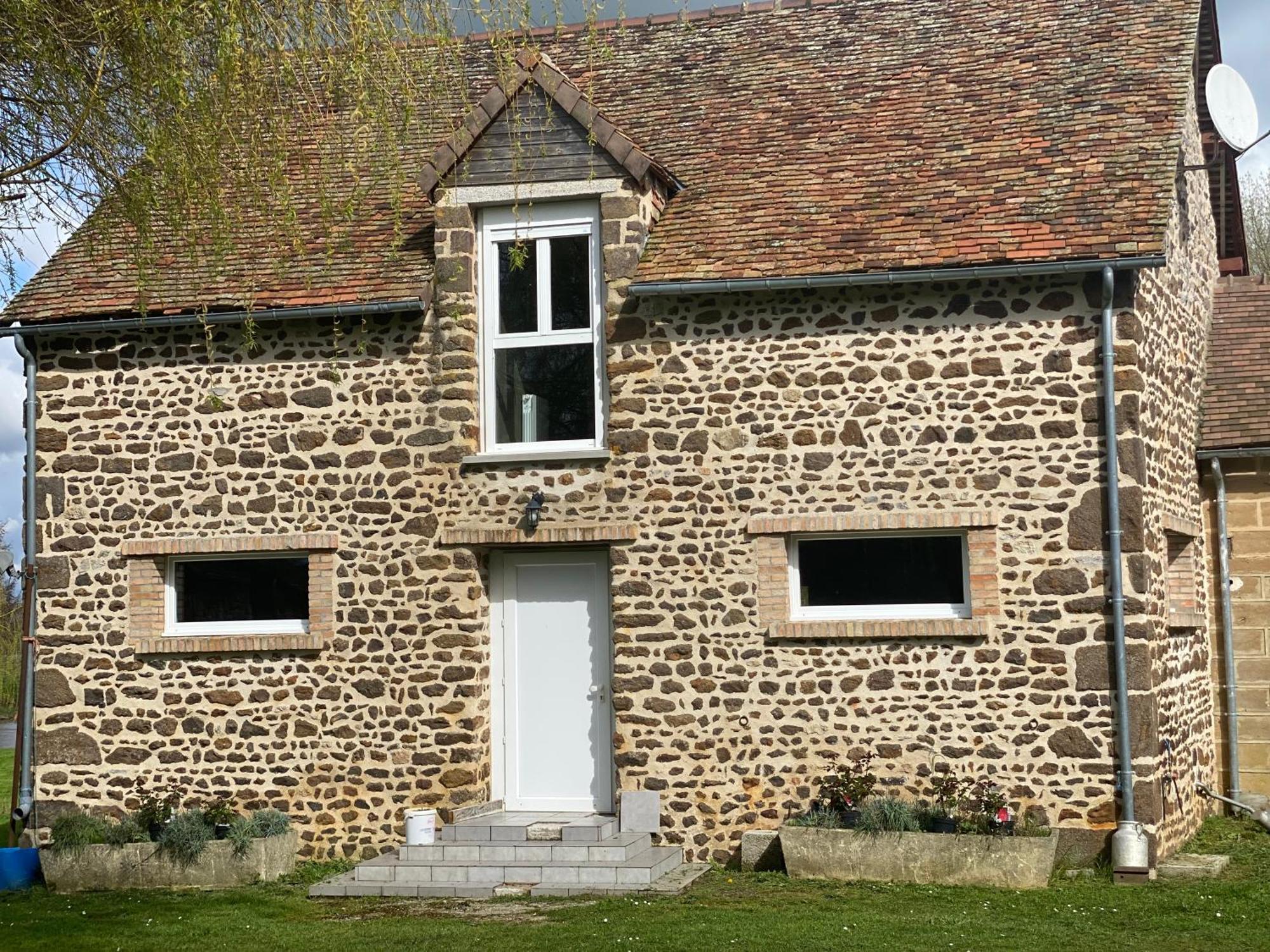 Le Petitepinay Bed & Breakfast Moitron-sur-Sarthe Dış mekan fotoğraf